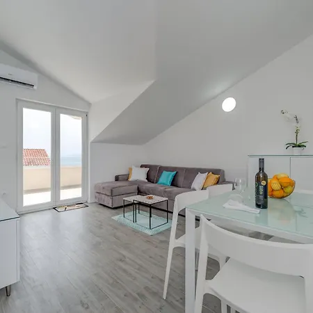 Apartment Ivan Trogir